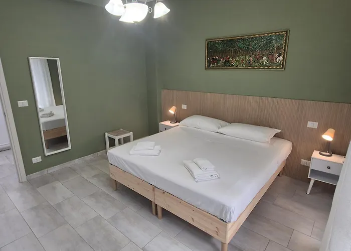 Apartment Hc - Three Cozy Near Metro