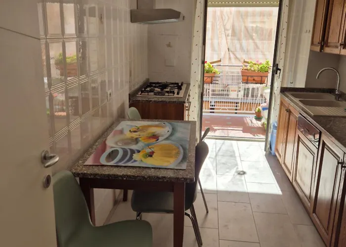 Apartment Hc - Three Cozy Near Metro