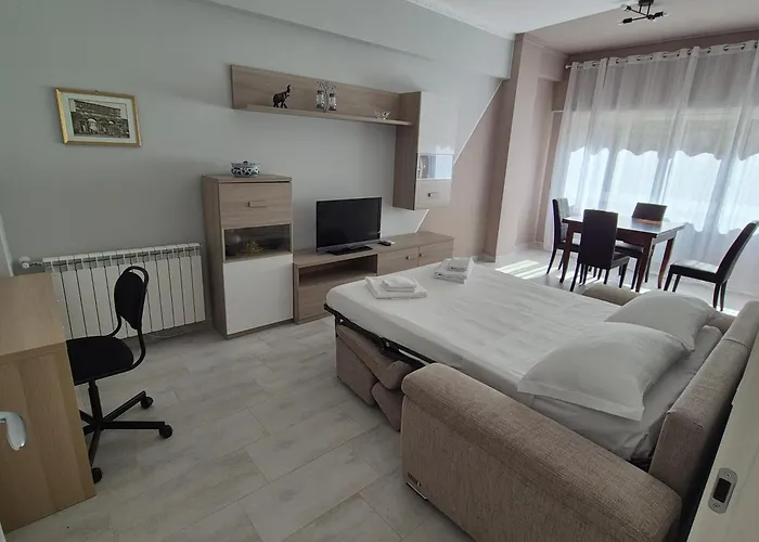 Hc - Three Cozy Near Metro Rom